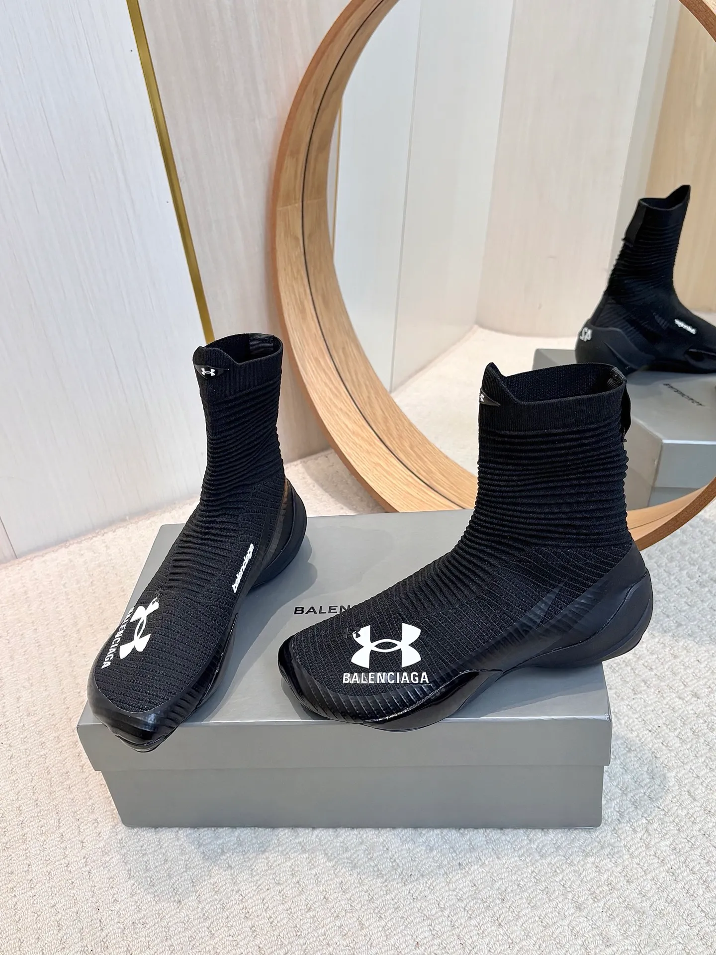👟👟Ex-factory price 620👟👟 Men's model ➕20 Balenciaga Original outsole Size: #female 35-40 #male 39-45 (female 40 and male 45 are custom-made and cannot be returned or exchanged)